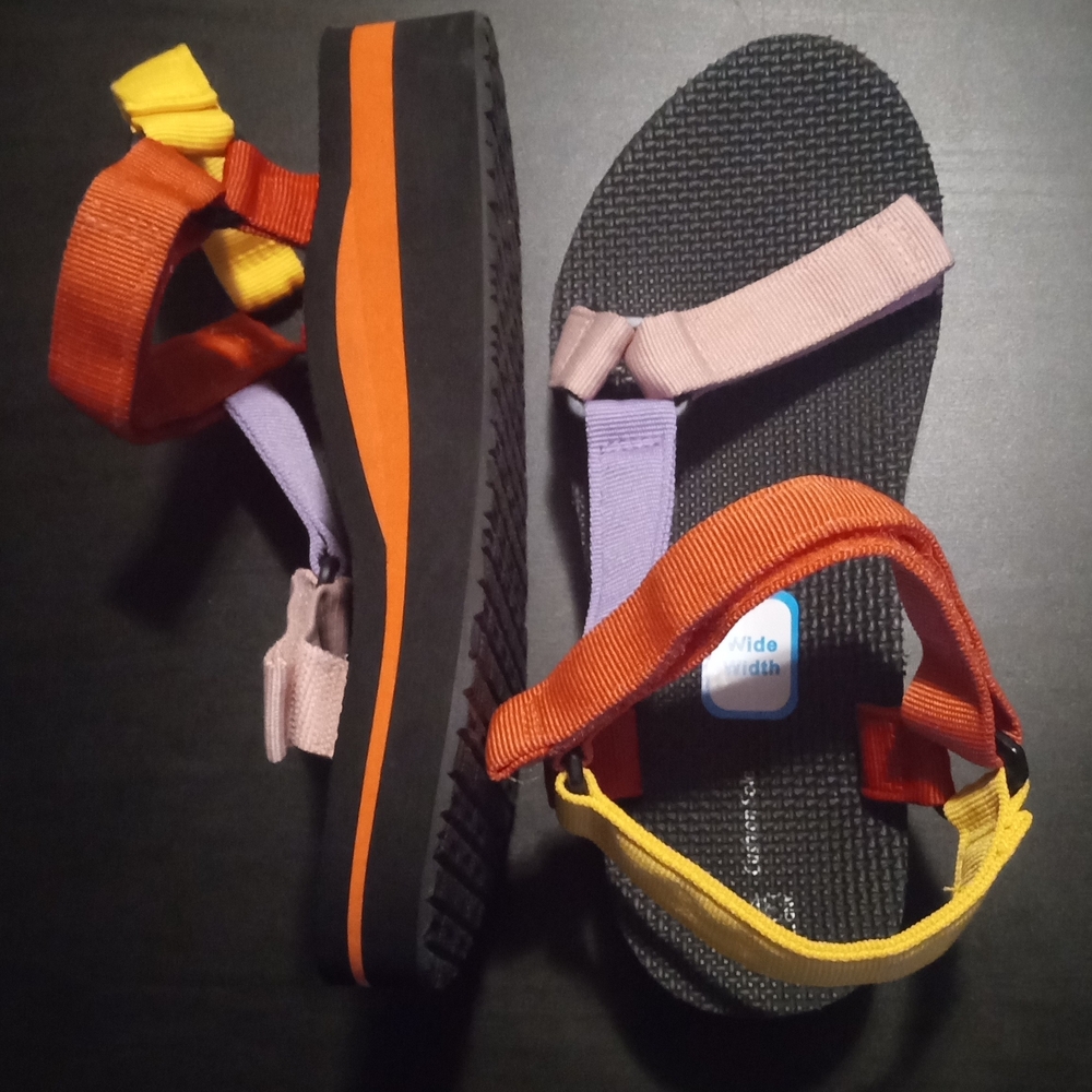 Time and Tru Multicolor Women's Nature Sandals - Picture 2 of 4